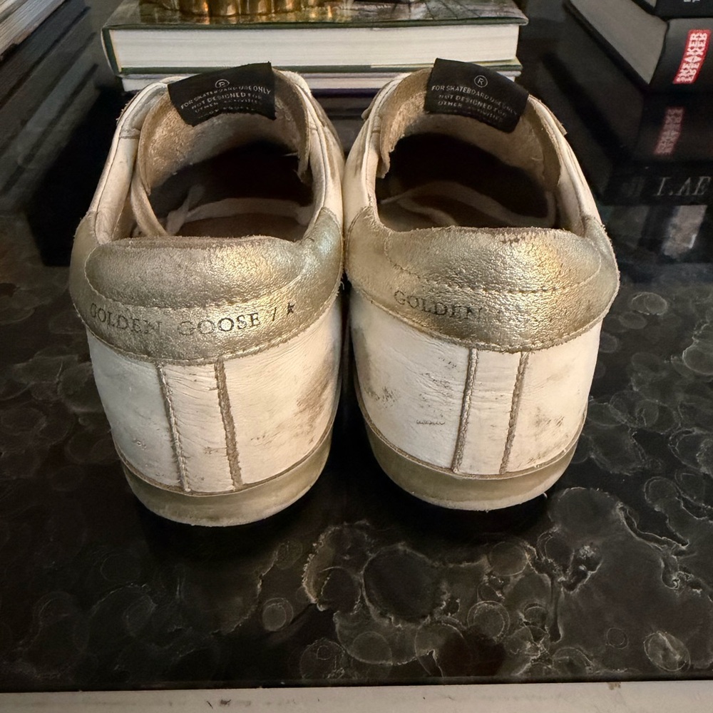 Golden Goose SUPERSTAR Sneakers - Picture 5 of 6